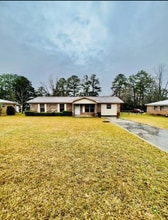 Building Photo - 206 Goff Dr