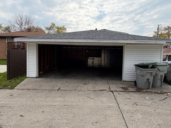 Building Photo - Kraehnke 67 Holding, LLC