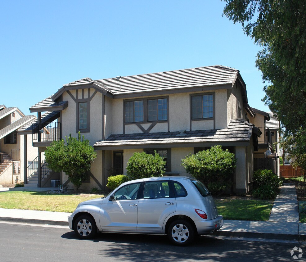 Foto del edificio - 16662 ISLAND Cir