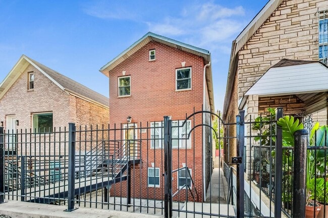 Foto del edificio - 2002 W Coulter St