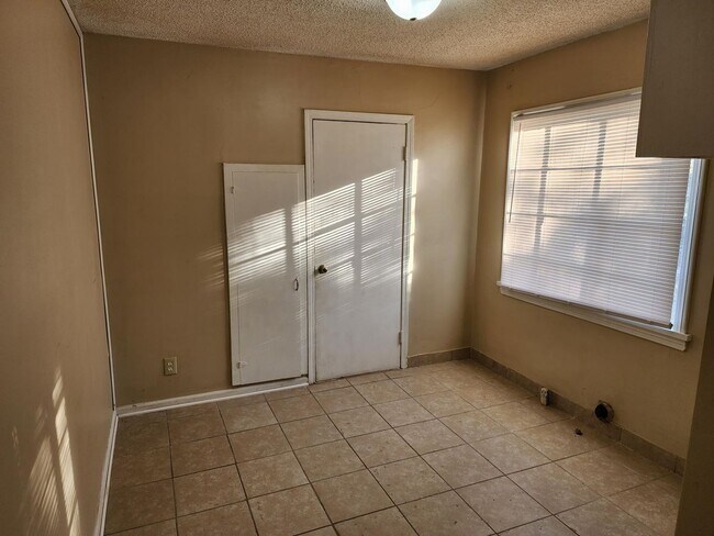 Foto del edificio - 626 S Edgemoor Dr