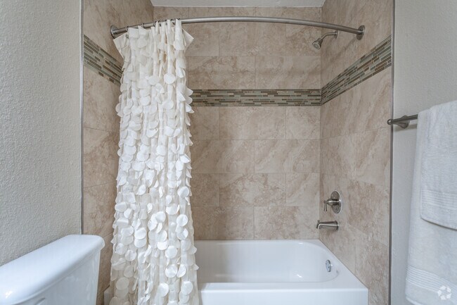 Bathroom - Montabella at Oak Forest