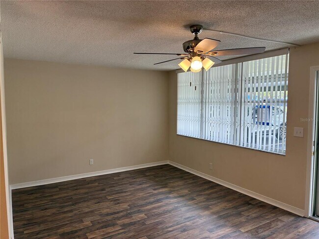 Foto del edificio - 4705 1st St NE