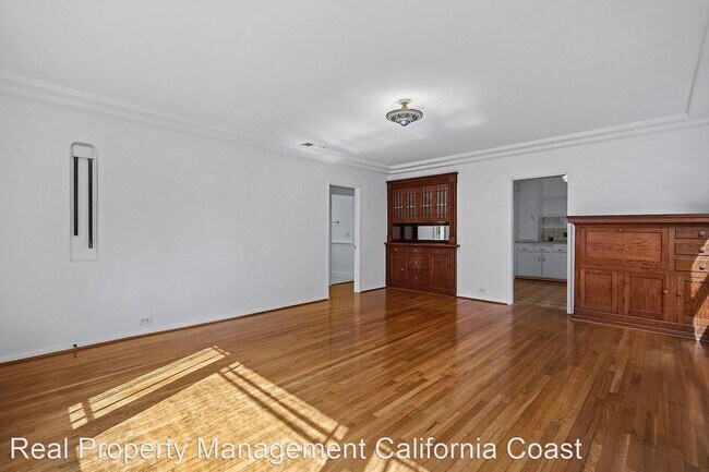 Building Photo - 2 br, 1 bath House - 2132 Glencoe Avenue