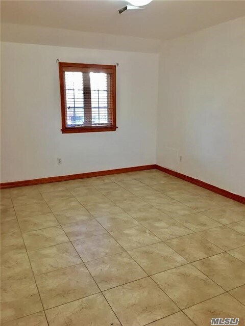 Foto del edificio - 18-14-18157 157th St