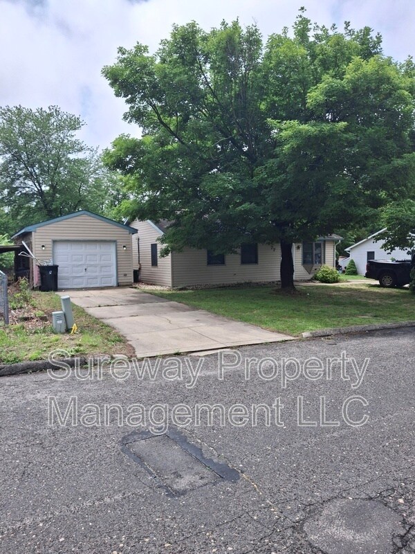 Primary Photo - 77 Highland Ave