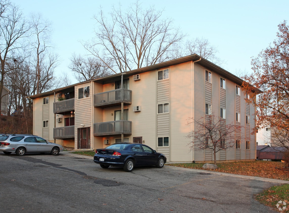 Primary Photo - Park Place