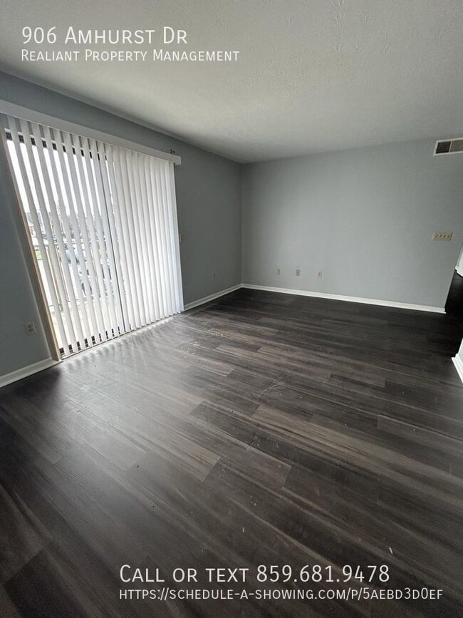 906 Amhurst Dr, Erlanger, KY 41018 Room for Rent in Erlanger, KY