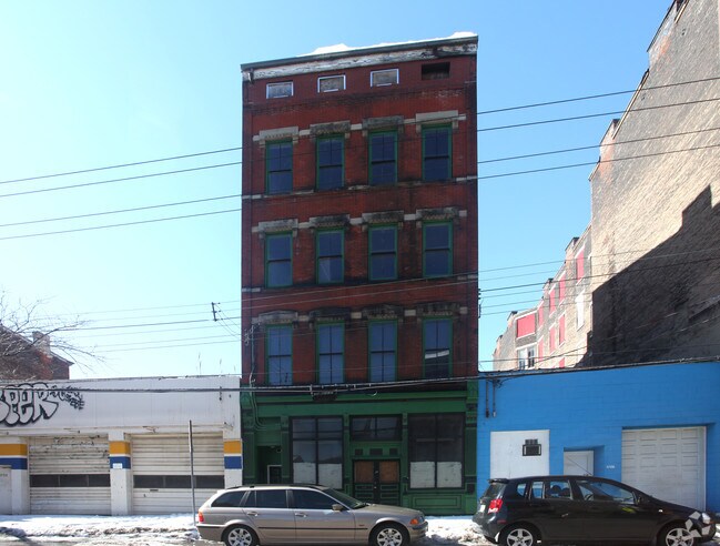 Foto del edificio - 1725 Elm St