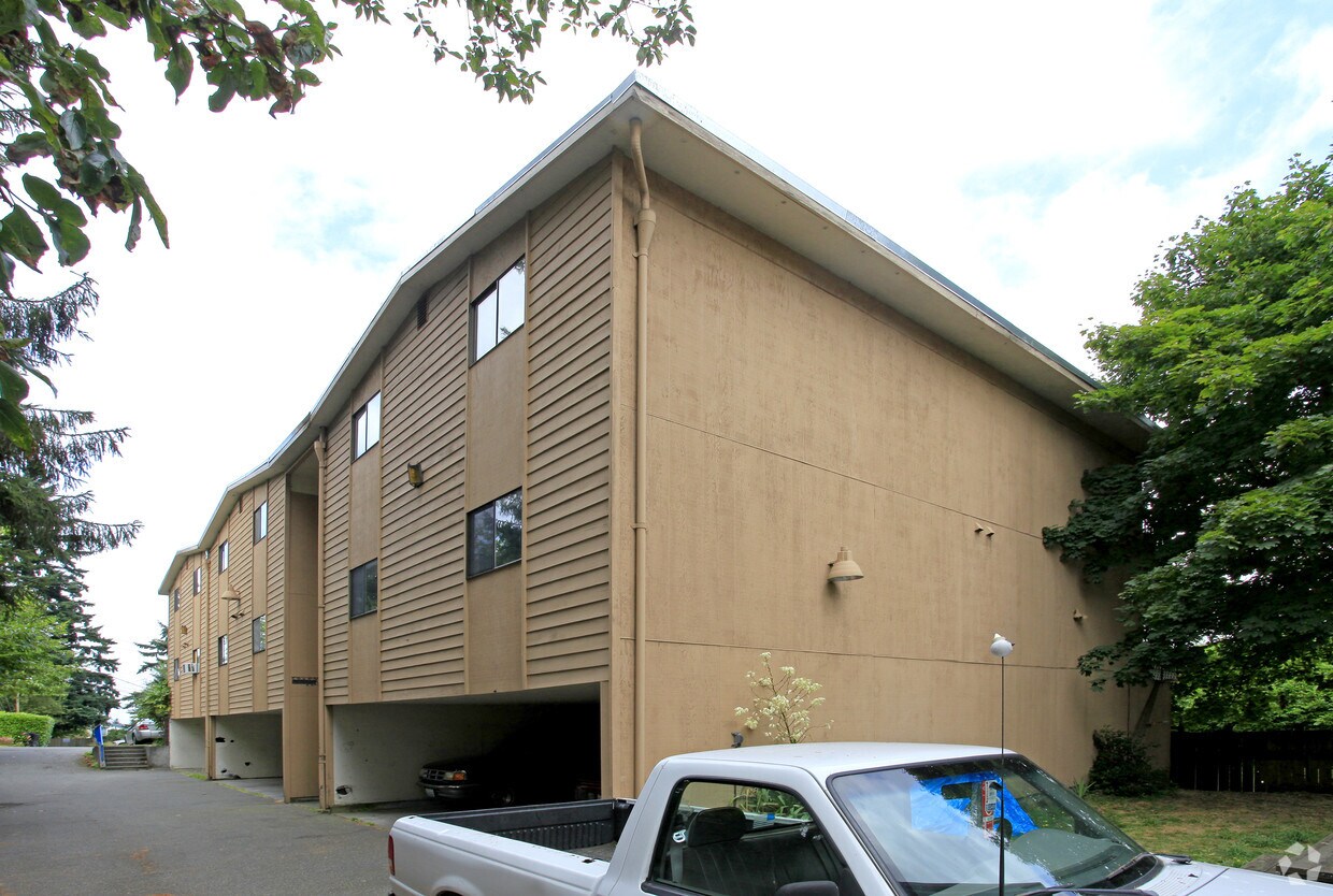 Building Photo - Lexington Arms Apartments