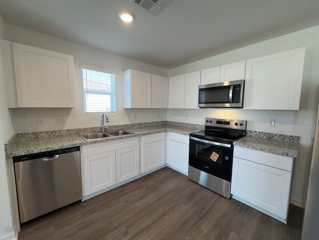 Building Photo - New construction Ft Mohave home