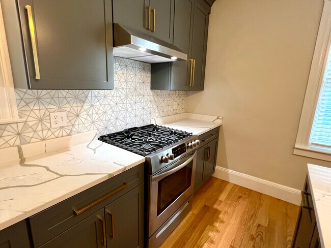 Foto del edificio - 257 Highland Ave