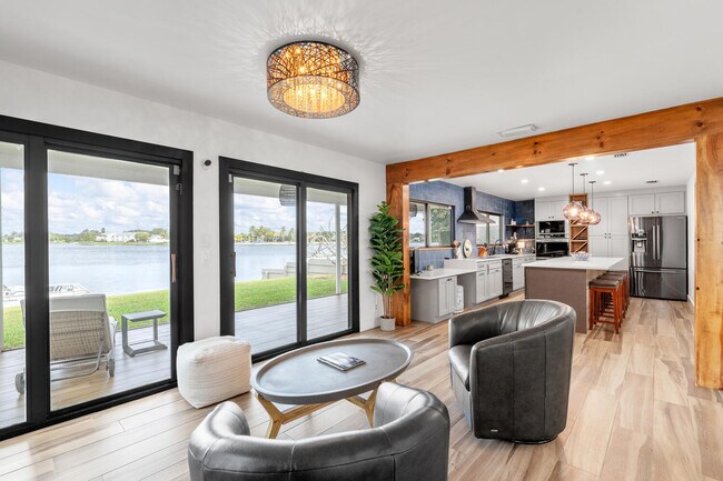 Building Photo - 1742 Harborside Cir