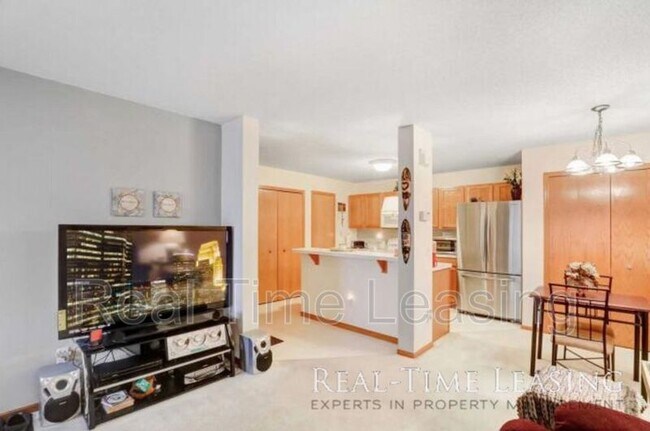 Building Photo - 15878 Firtree Ln
