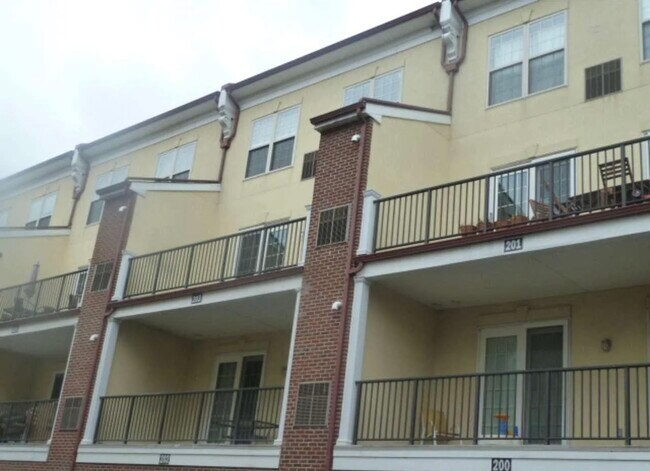 Foto del edificio - 203 Governors Ct
