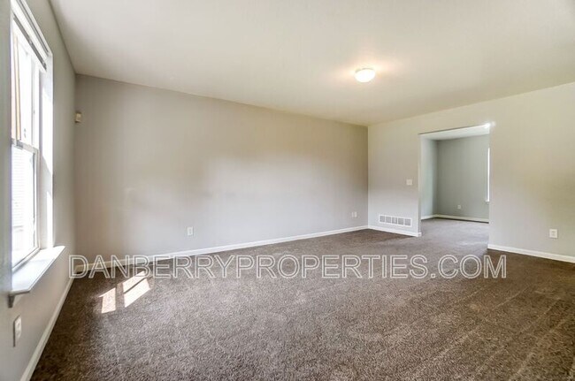 Foto del edificio - 3716 Turret Green Dr