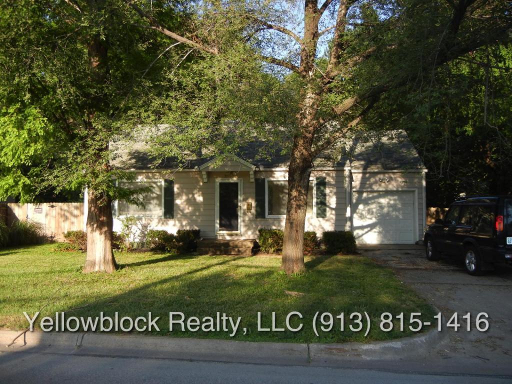 Primary Photo - 8529 Wornall Road