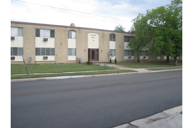 Centura West Apartments - SanTon Properties