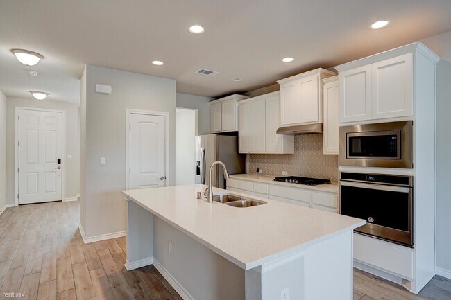 Building Photo - 4 br, 3.5 bath House - 1605 Turtle Bay Loop