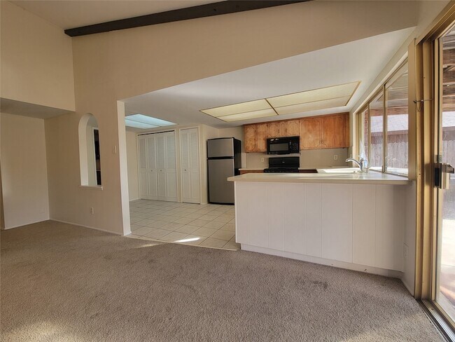 Foto del edificio - 3014 Flagstone Dr