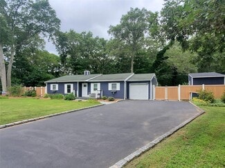 Building Photo - 14 Westcliff Dr
