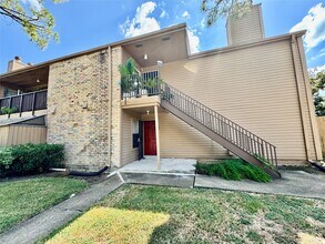 Building Photo - 10555 Turtlewood Ct