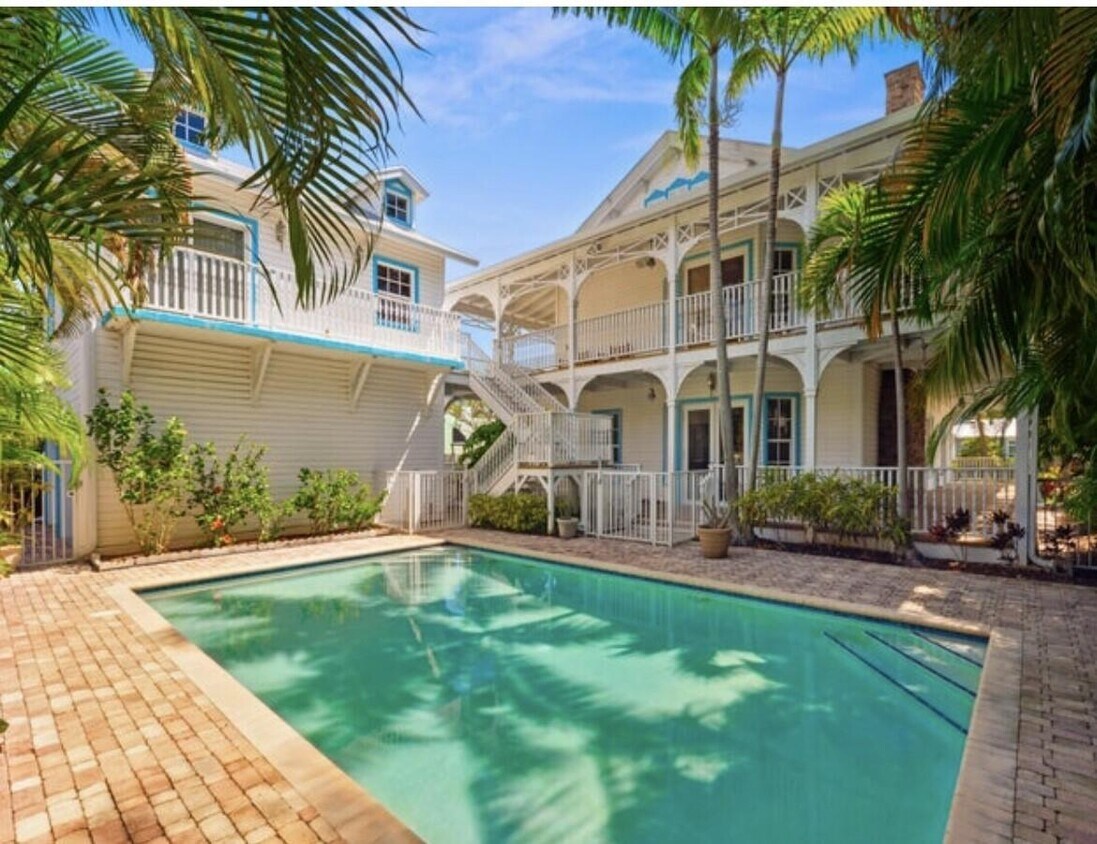 136 NE 1st Ave, Delray Beach, FL 33444 House Rental in Delray Beach