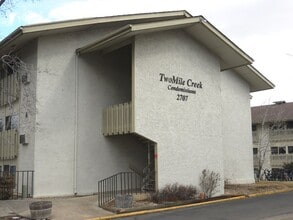 Building Photo - 2707 Valmont Rd
