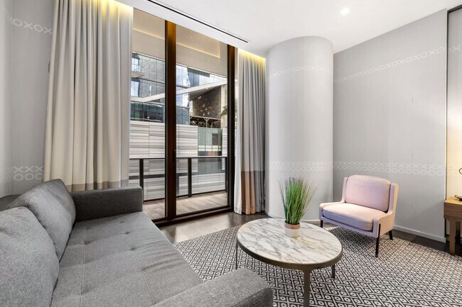 Building Photo - 801 S Miami Ave