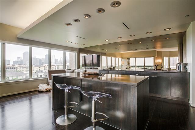 Foto del edificio - 3030 McKinney Ave