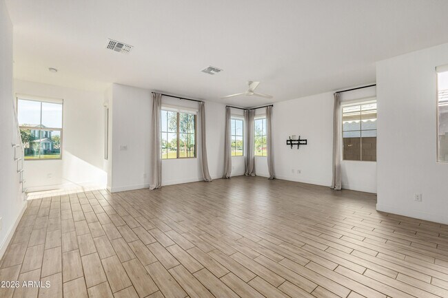 Foto del edificio - 2042 W Lariat Ln