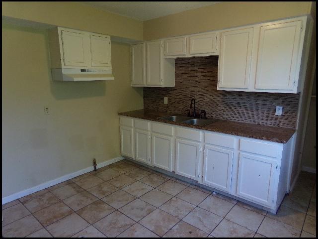 Foto del edificio - 1504 E 38th St