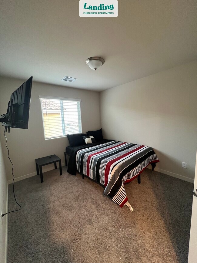 Building Photo - 10221 Crimson Mdw Ave