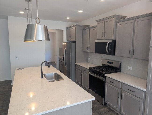 Building Photo - NEW 4BD/3BTH HOUSE- STONEBRIDGE FAIRWAYS COMMUNITY- Golf Course View- AVAILABLE NOW!