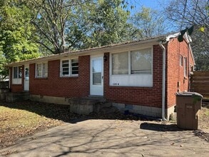 Building Photo - 120 Rio Vista Dr