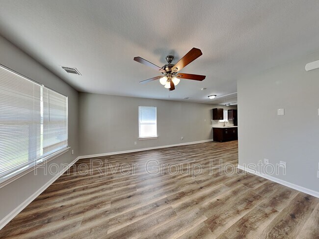 Foto del edificio - 11518 Roandale Dr