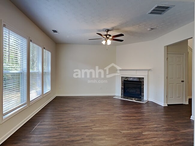 Foto del edificio - 4294 Windale Dr NW