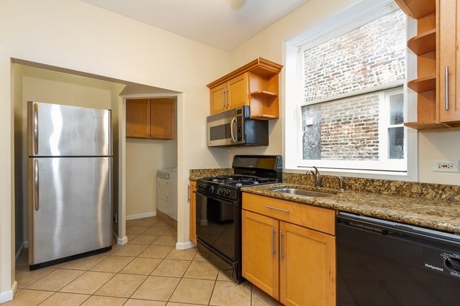 Foto del edificio - 644 E 51st St