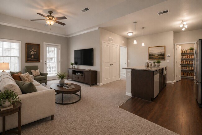 Foto del edificio - Creekside at Greenlawn Apartment Homes