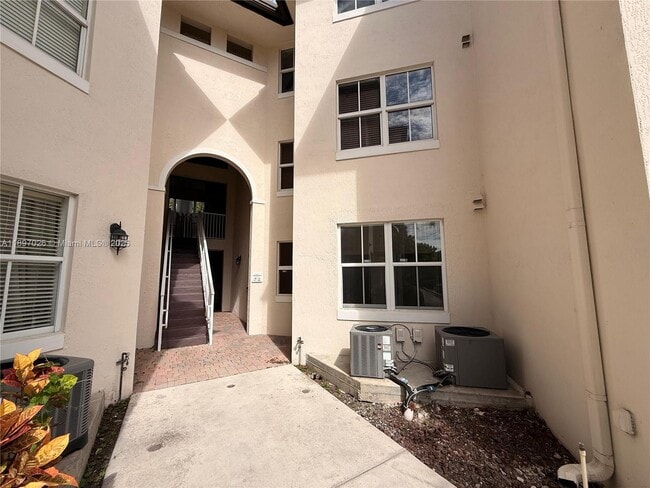 Foto del edificio - 11605 NW 89th St