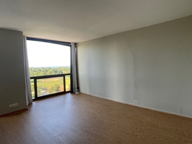 Foto del edificio - 4343 N Clarendon Ave