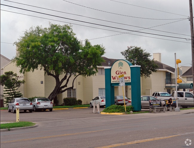 Glen Willows Apartments - South Shore Coastal Living