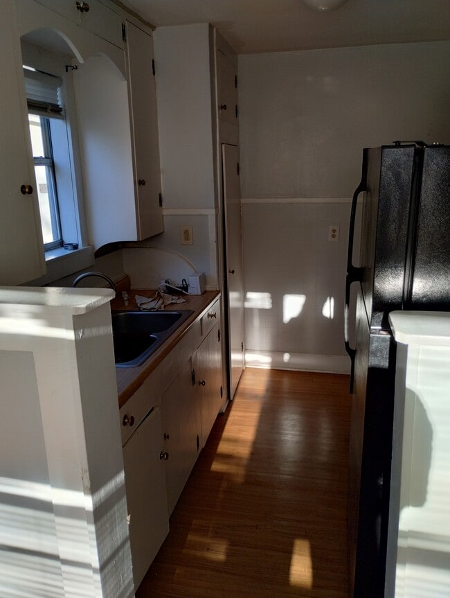 Cocina - 2211 Echols St