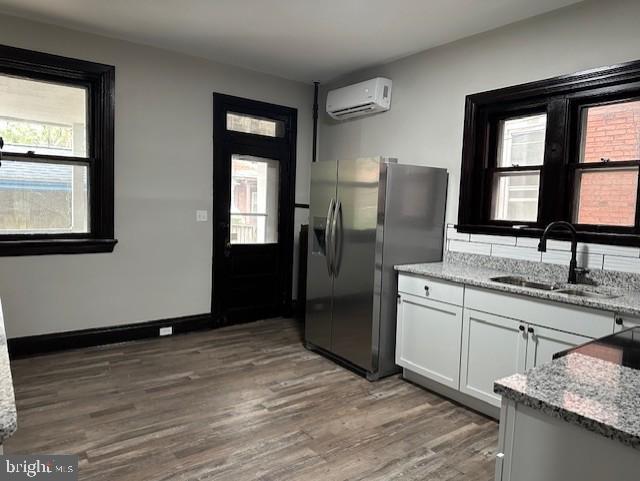 Building Photo - 1708 State St
