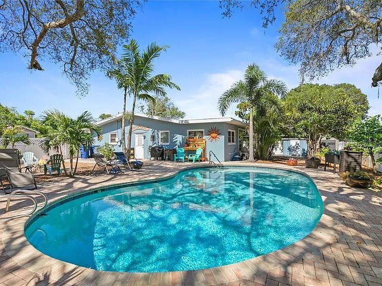 Foto principal - 232 Timberlane Dr