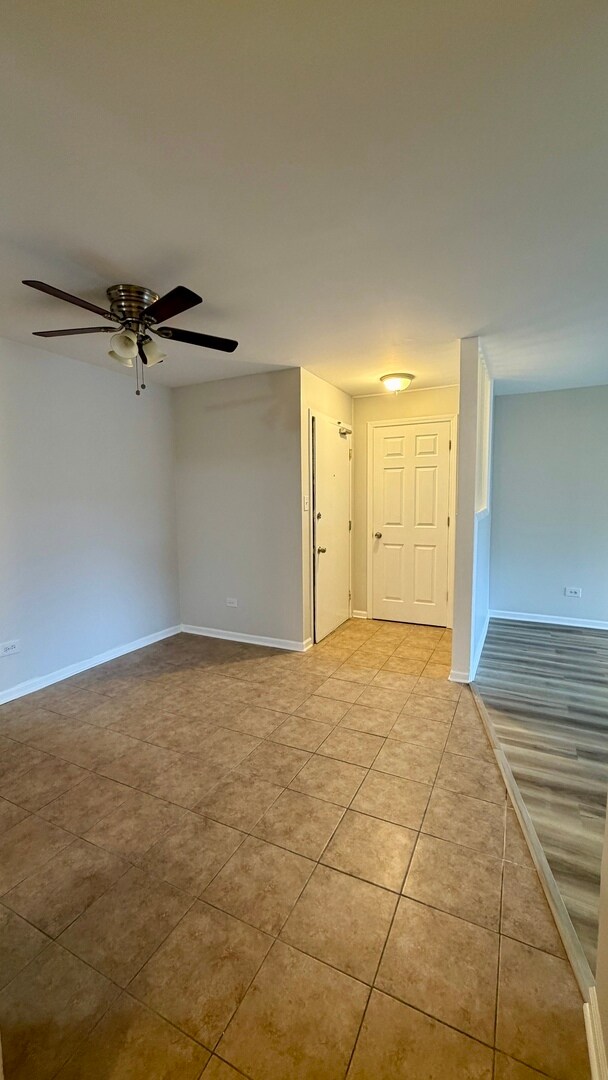 Building Photo - 720 Hill Dr