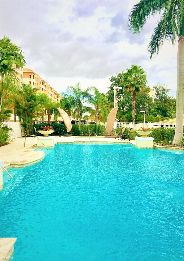 Foto del edificio - 4 br, 4 bath Townhome - 2650 SW 85th Ter #...