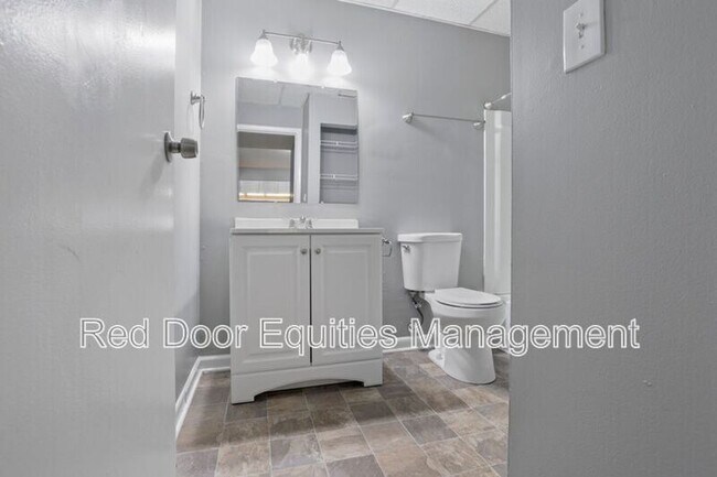 Foto del edificio - 129 W Walnut St