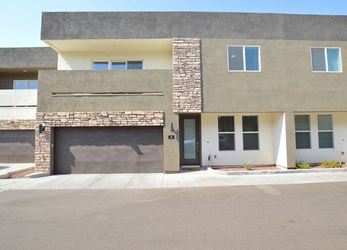 3000 N 37th St Unit 4, Phoenix, AZ 85018 Condo for Rent in Phoenix