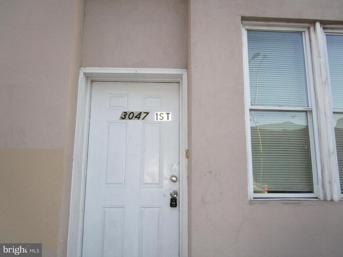 Primary Photo - 3047 Frankford Ave